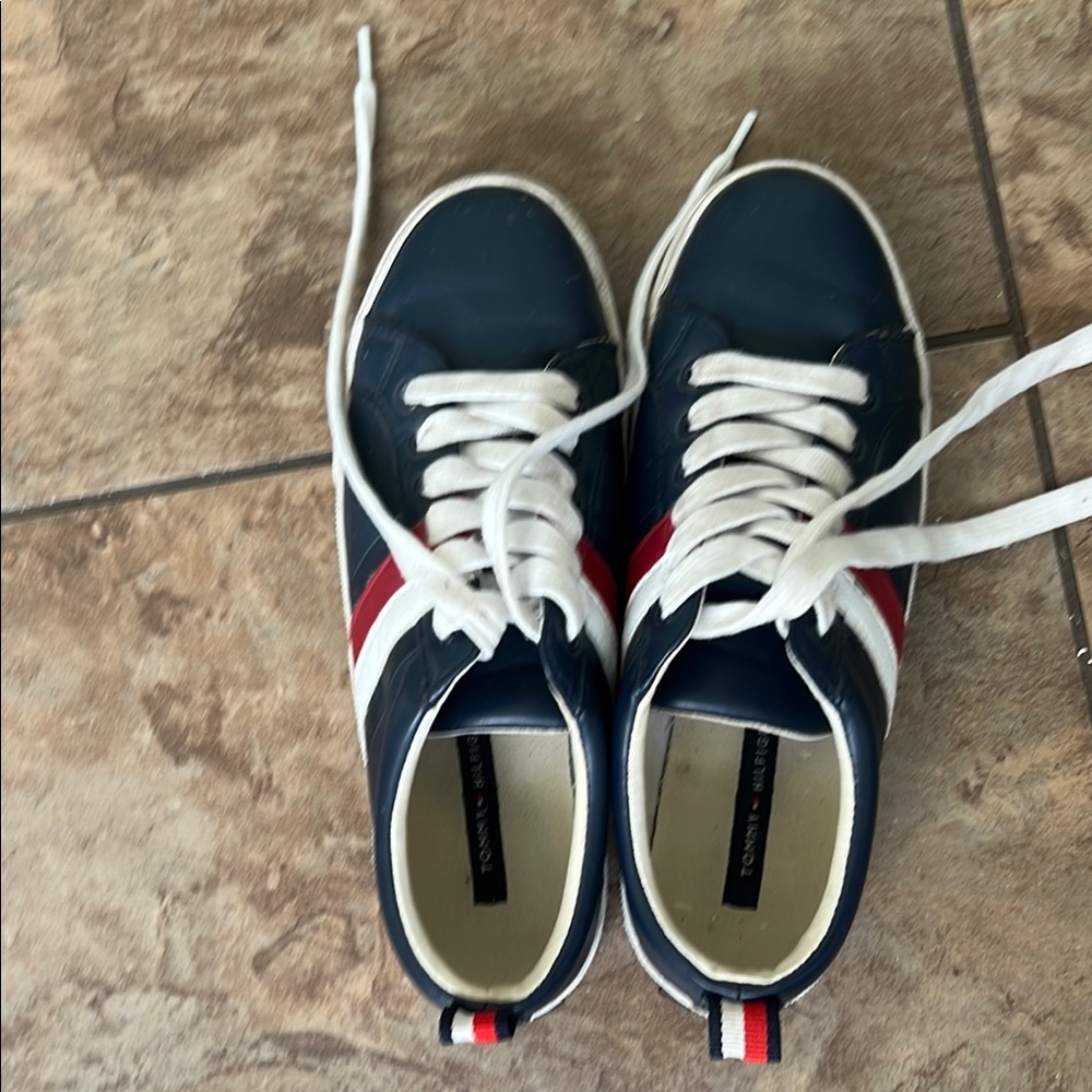 Tommy Hilfiger Navy Sneakers with Red and White Stripes